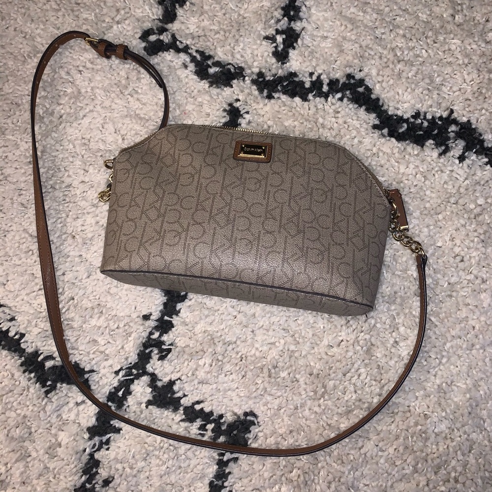 Calvin Klein Crossbody